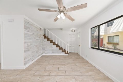 Condominio en venta en Ocala, Florida, 2 dormitorios, 115.48 m2 № 2202179 - foto 10