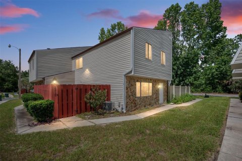 Condominio en venta en Ocala, Florida, 2 dormitorios, 115.48 m2 № 2202179 - foto 4