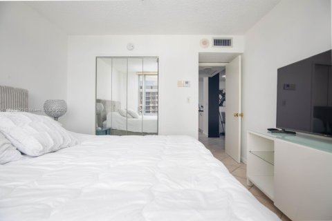 Copropriété à louer à Miami Beach, Floride: 2 chambres, 97.36 m2 № 1749097 - photo 27