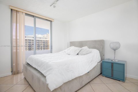 Copropriété à louer à Miami Beach, Floride: 2 chambres, 97.36 m2 № 1749097 - photo 24