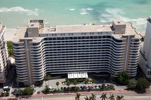 Copropriété à louer à Miami Beach, Floride: 2 chambres, 97.36 m2 № 1749097 - photo 6