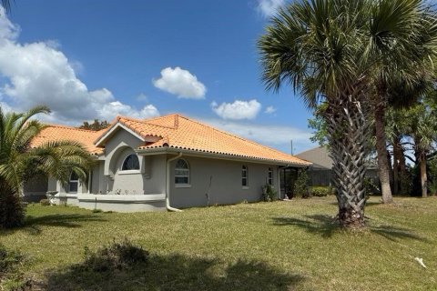 House in Palm Coast, Florida 3 bedrooms, 221.2 sq.m. № 1743551 - photo 4