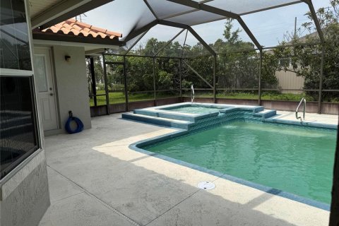 House in Palm Coast, Florida 3 bedrooms, 221.2 sq.m. № 1743551 - photo 7