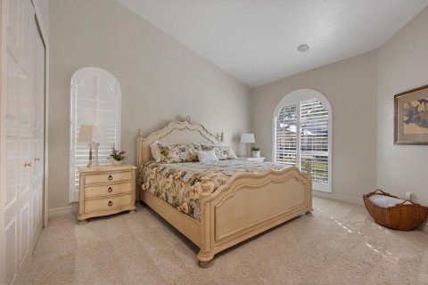 House in Sarasota, Florida 2 bedrooms, 223.24 sq.m. № 1592825 - photo 18