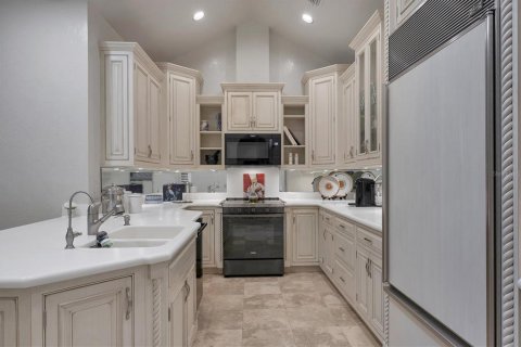 House in Sarasota, Florida 2 bedrooms, 223.24 sq.m. № 1592825 - photo 7