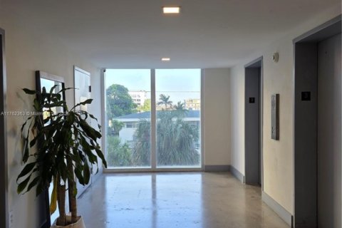 Condominio en venta en North Bay Village, Florida, 1 dormitorio, 70.61 m2 № 1860663 - foto 28