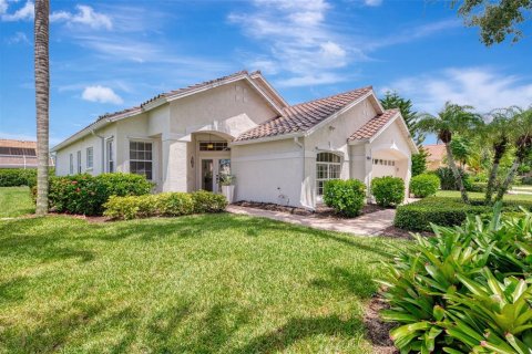 House in Sarasota, Florida 4 bedrooms, 191.29 sq.m. № 1886466 - photo 4