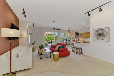 House in Sarasota, Florida 4 bedrooms, 191.29 sq.m. № 1886466 - photo 16