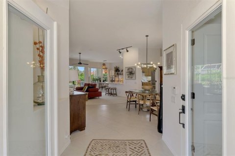House in Sarasota, Florida 4 bedrooms, 191.29 sq.m. № 1886466 - photo 6