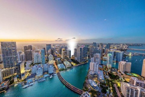 Condo in Miami, Florida, 1 bedroom  № 1859729 - photo 8