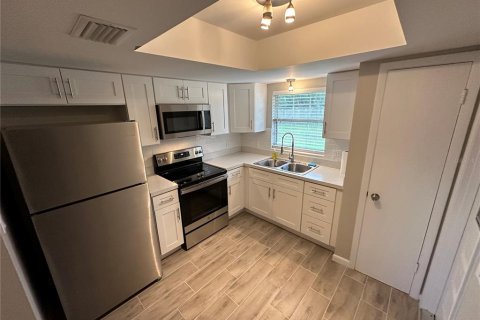 Casa en alquiler en Orlando, Florida, 3 dormitorios, 106.84 m2 № 1908443 - foto 7