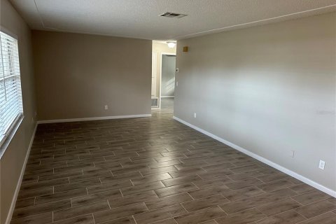 Casa en alquiler en Orlando, Florida, 3 dormitorios, 106.84 m2 № 1908443 - foto 5