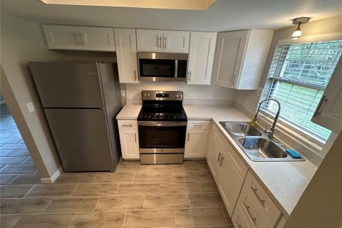 Casa en alquiler en Orlando, Florida, 3 dormitorios, 106.84 m2 № 1908443 - foto 8