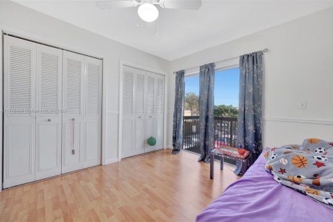 Touwnhouse à vendre à Miami, Floride: 2 chambres, 102.19 m2 № 1471133 - photo 27