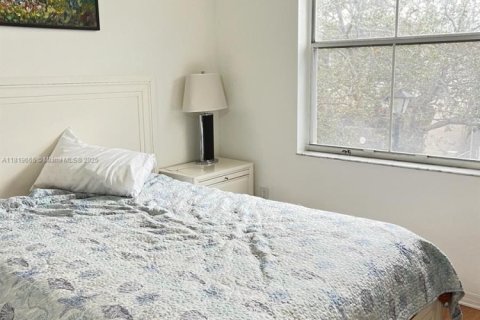 Купить виллу или дом в Холливуд, Флорида 4 спальни, 196.3м2, № 2033116 - фото 13