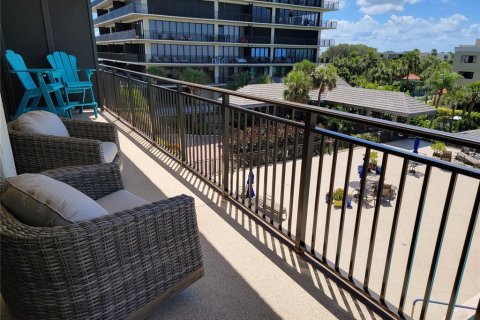 Condo in Treasure Island, Florida, 1 bedroom  № 1566468 - photo 20