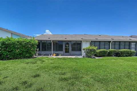 Condo in Bradenton, Florida, 2 bedrooms  № 2196985 - photo 26