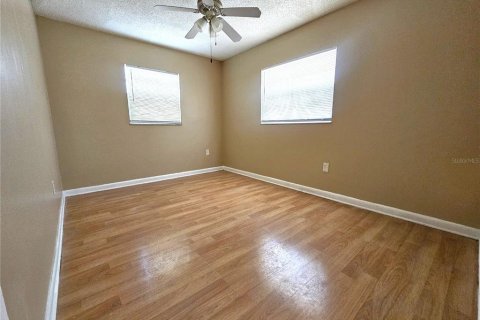 House in Orlando, Florida 3 bedrooms, 105.17 sq.m. № 1777369 - photo 11