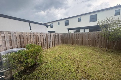 Townhouse in Homestead, Florida 3 bedrooms, 149.76 sq.m. № 1891566 - photo 19