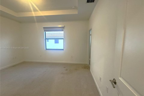 Townhouse in Homestead, Florida 3 bedrooms, 149.76 sq.m. № 1891566 - photo 8