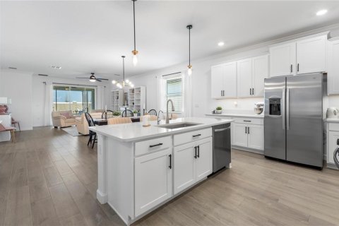 House in Wimauma, Florida 3 bedrooms, 197.7 sq.m. № 1675230 - photo 6