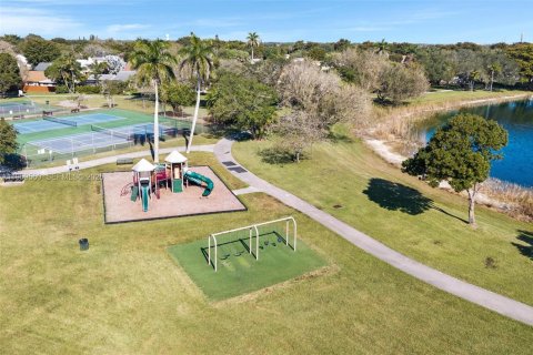 Купить виллу или дом в Хомстед, Флорида 3 спальни, 153.75м2, № 2022278 - фото 26