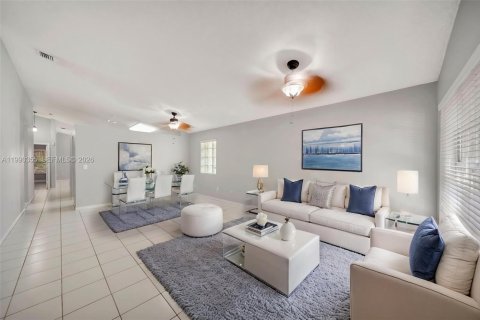 Купить виллу или дом в Дейви, Флорида 3 спальни, 145.39м2, № 2057644 - фото 4