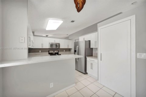 Купить виллу или дом в Дейви, Флорида 3 спальни, 145.39м2, № 2057644 - фото 12