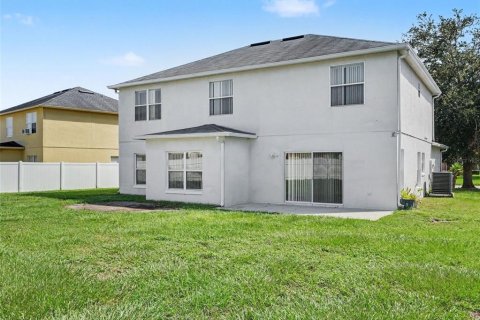 House in Kissimmee, Florida 4 bedrooms, 264.49 sq.m. № 2339658 - photo 26
