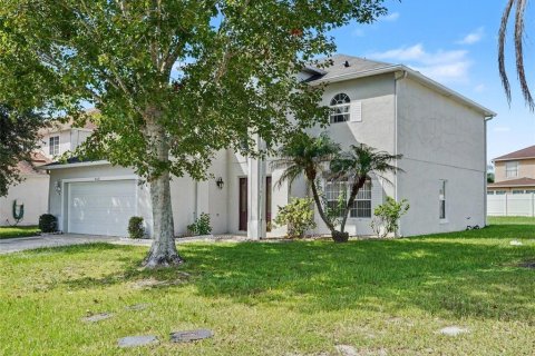 House in Kissimmee, Florida 4 bedrooms, 264.49 sq.m. № 2339658 - photo 2