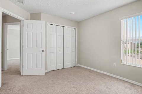 House in Kissimmee, Florida 4 bedrooms, 264.49 sq.m. № 2339658 - photo 21