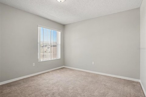 House in Kissimmee, Florida 4 bedrooms, 264.49 sq.m. № 2339658 - photo 20