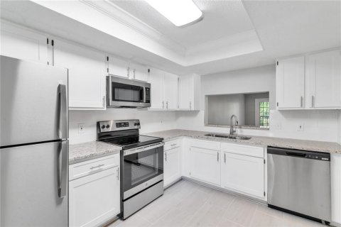 Condo in Englewood, Florida, 2 bedrooms  № 1139932 - photo 28