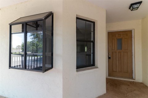 Condo in Englewood, Florida, 2 bedrooms  № 1139932 - photo 3
