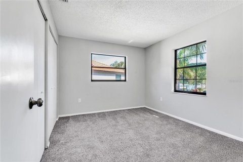 Condo in Englewood, Florida, 2 bedrooms  № 1139932 - photo 15