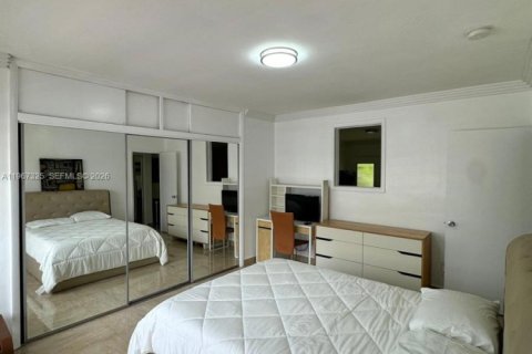 Снять в аренду кондоминиум в Майами-Бич, Флорида 1 спальня, 52.03м2, № 2029670 - фото 14