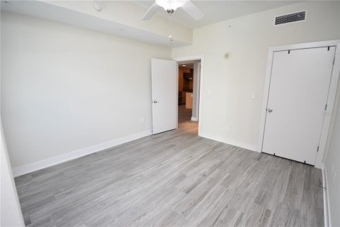 Condo in Tampa, Florida, 2 bedrooms  № 1446532 - photo 15