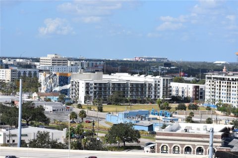 Condo in Tampa, Florida, 2 bedrooms  № 1446532 - photo 27