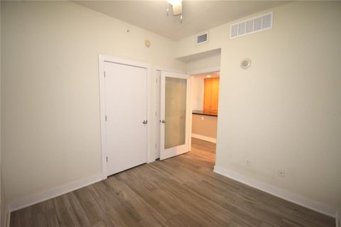 Condo in Tampa, Florida, 2 bedrooms  № 1446532 - photo 21