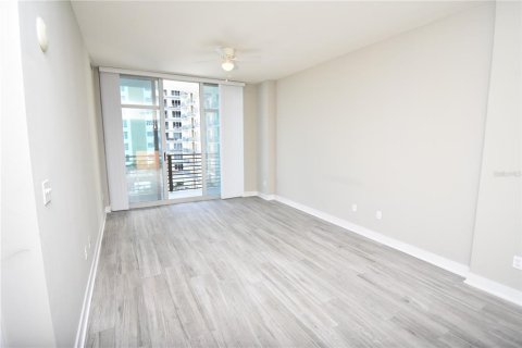 Condo in Tampa, Florida, 2 bedrooms  № 1446532 - photo 13