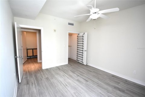 Condo in Tampa, Florida, 2 bedrooms  № 1446532 - photo 17