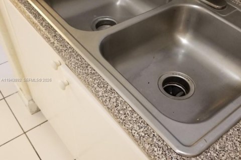 Condo in Homestead, Florida, 3 bedrooms  № 2000625 - photo 14