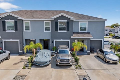 Touwnhouse à Wimauma, Floride 3 chambres, 157.47 m2 № 2104815