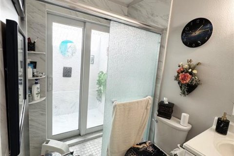 Casa en venta en Sarasota, Florida, 2 dormitorios, 86.4 m2 № 1577417 - foto 24