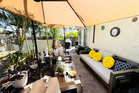Casa en venta en Sarasota, Florida, 2 dormitorios, 86.4 m2 № 1577417 - foto 2
