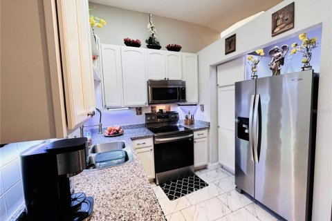 Casa en venta en Sarasota, Florida, 2 dormitorios, 86.4 m2 № 1577417 - foto 19