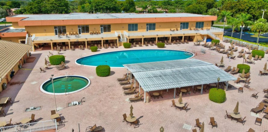 Condo à Delray Beach, Floride, 2 chambres  № 1079686