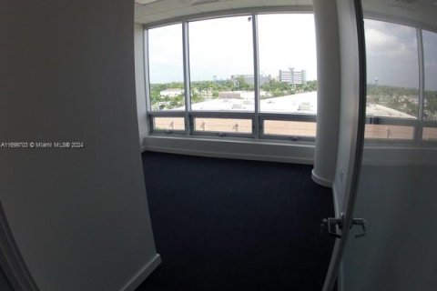 Immobilier commercial à vendre à Aventura, Floride № 2087327 - photo 6