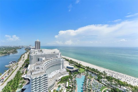 Copropriété à vendre à Miami Beach, Floride: 48.87 m2 № 1922466 - photo 1