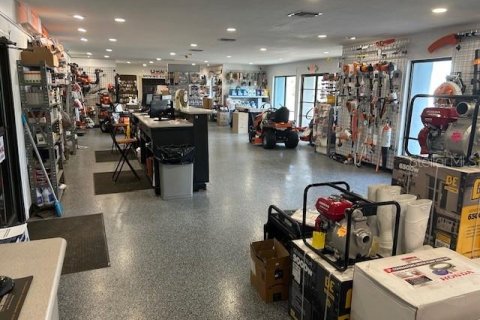 Propiedad comercial en venta en Punta Gorda, Florida, 241.17 m2 № 1918505 - foto 2